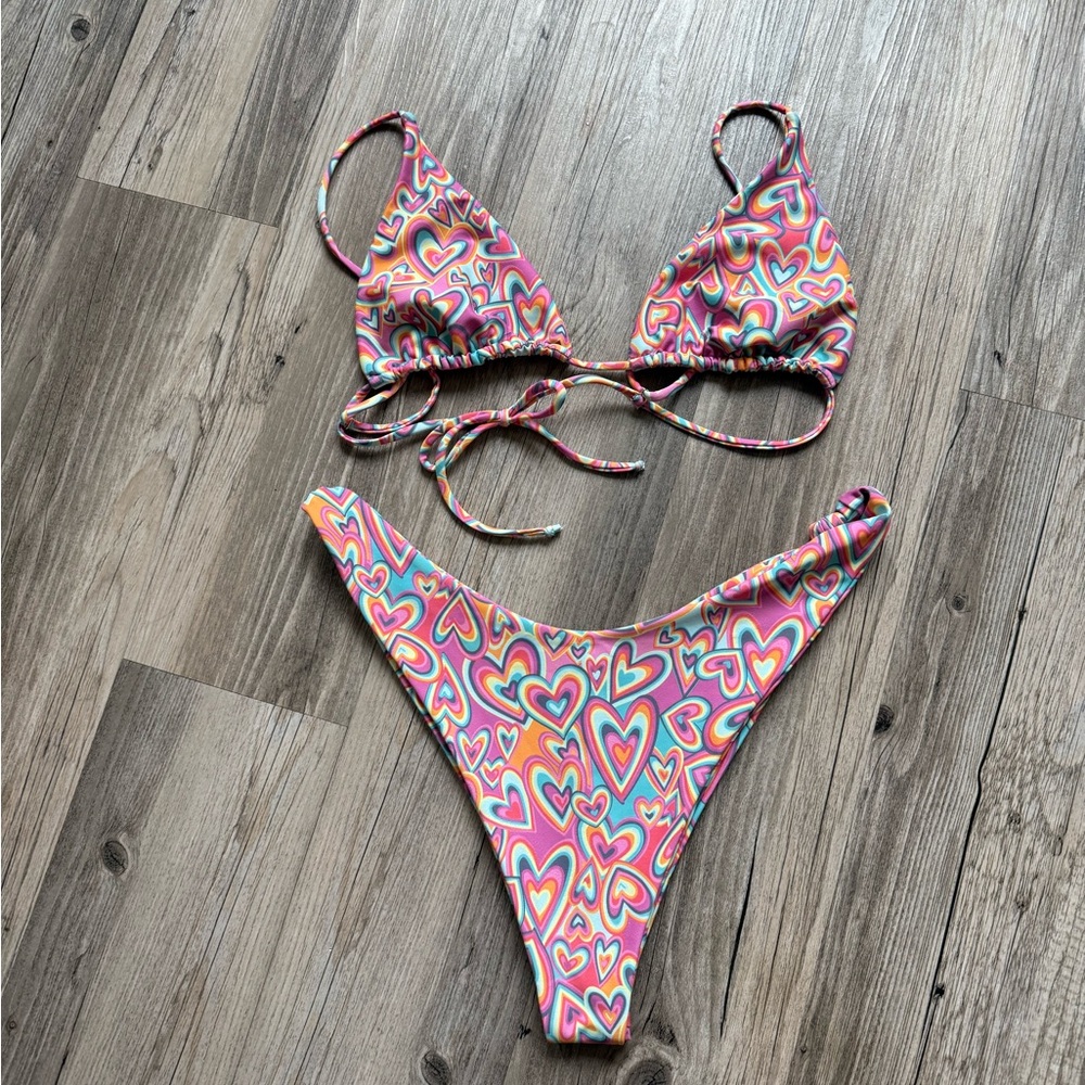 Skatie Multicolor Heart Print Bikini
